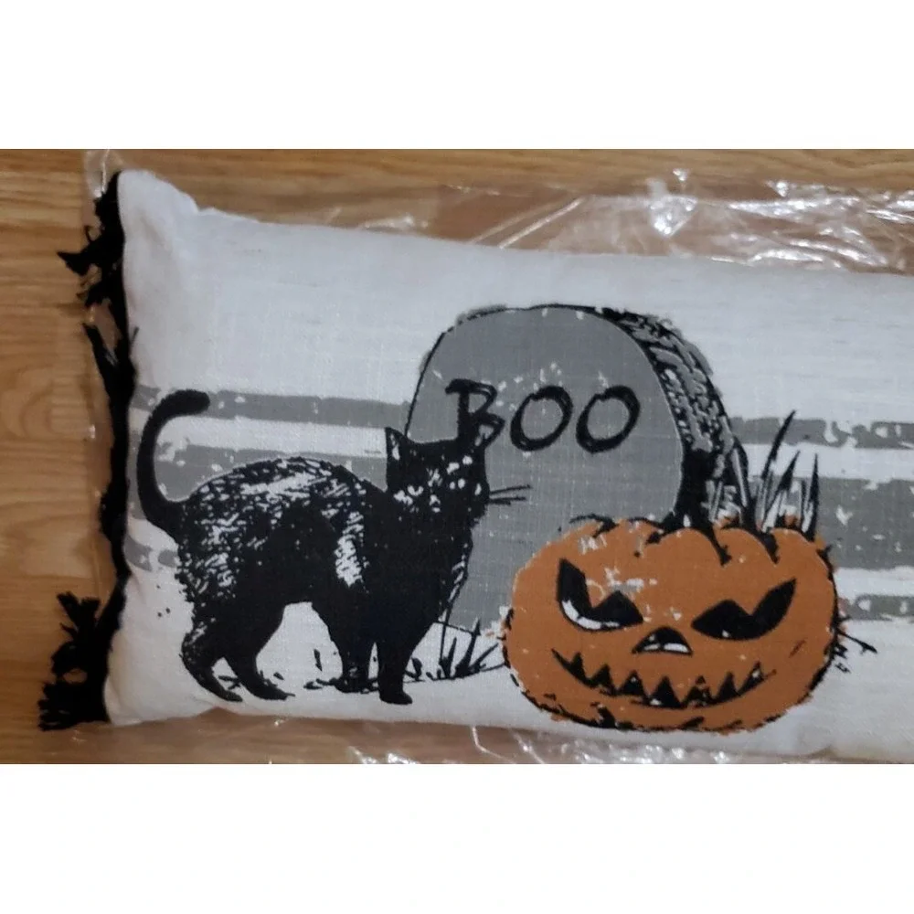 Trick Or Treat Halloween Retro Style Black Cat Fringed Throw Pillow 20 x‎ 10